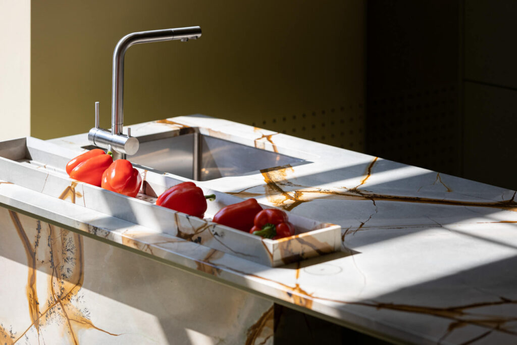 Showroom 006 – Hoset Baltic
